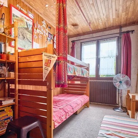 Maison Calme Dans Un Beau Jardin Holiday home