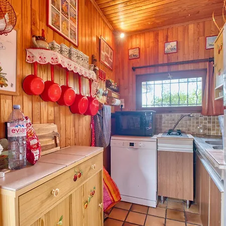 Maison Calme Dans Un Beau Jardin