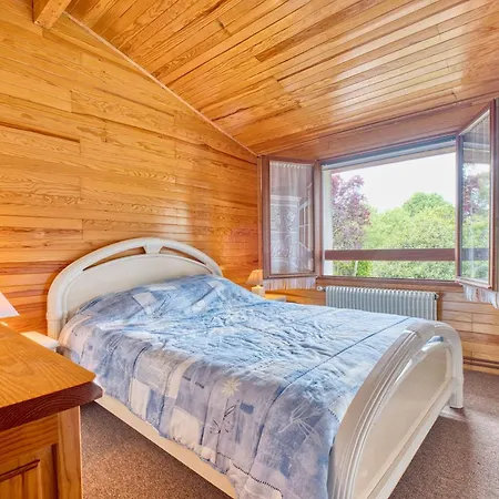 Prázdninový dům Maison Calme Dans Un Beau Jardin *